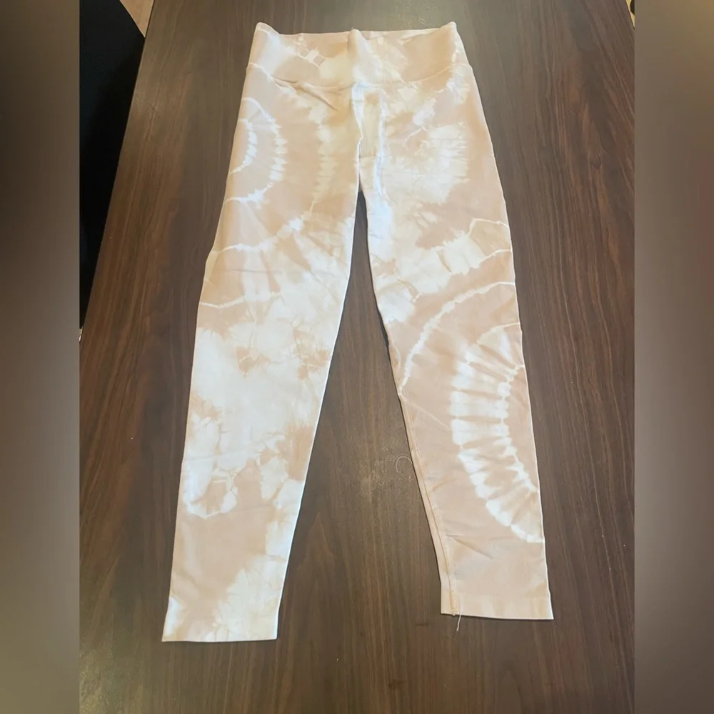 American Eagle Offline Seamless Tie Dye Leggings - Size Medium - Picture 2 of 5